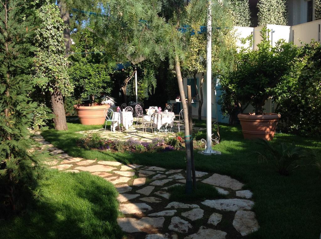 A Casa Di Lolu Bed & Breakfast Grottammare Exterior photo